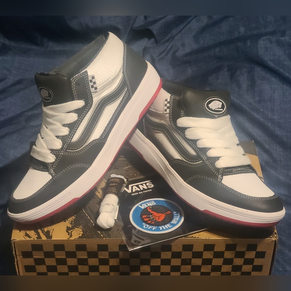 Vans Zahba Mid "VN000CBSBWT", New In Original Box! Mens 12